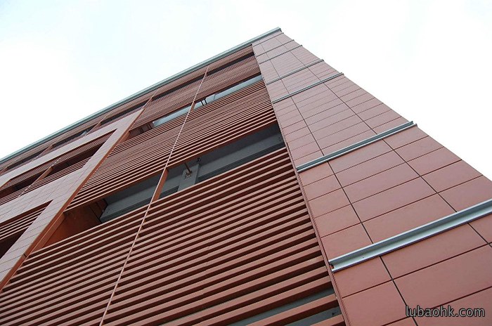 建筑陶板幕墙的施工方法